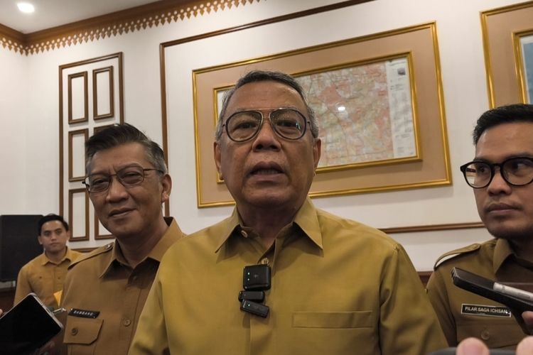 Klarifikasi Wali Kota Tangsel Soal Kritik Anggaran Pemkot