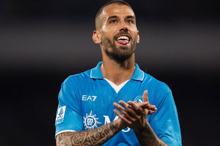Napoli Kalahkan Pisa, Spinazzola Cetak Gol dan Kritik Fokus Rekan