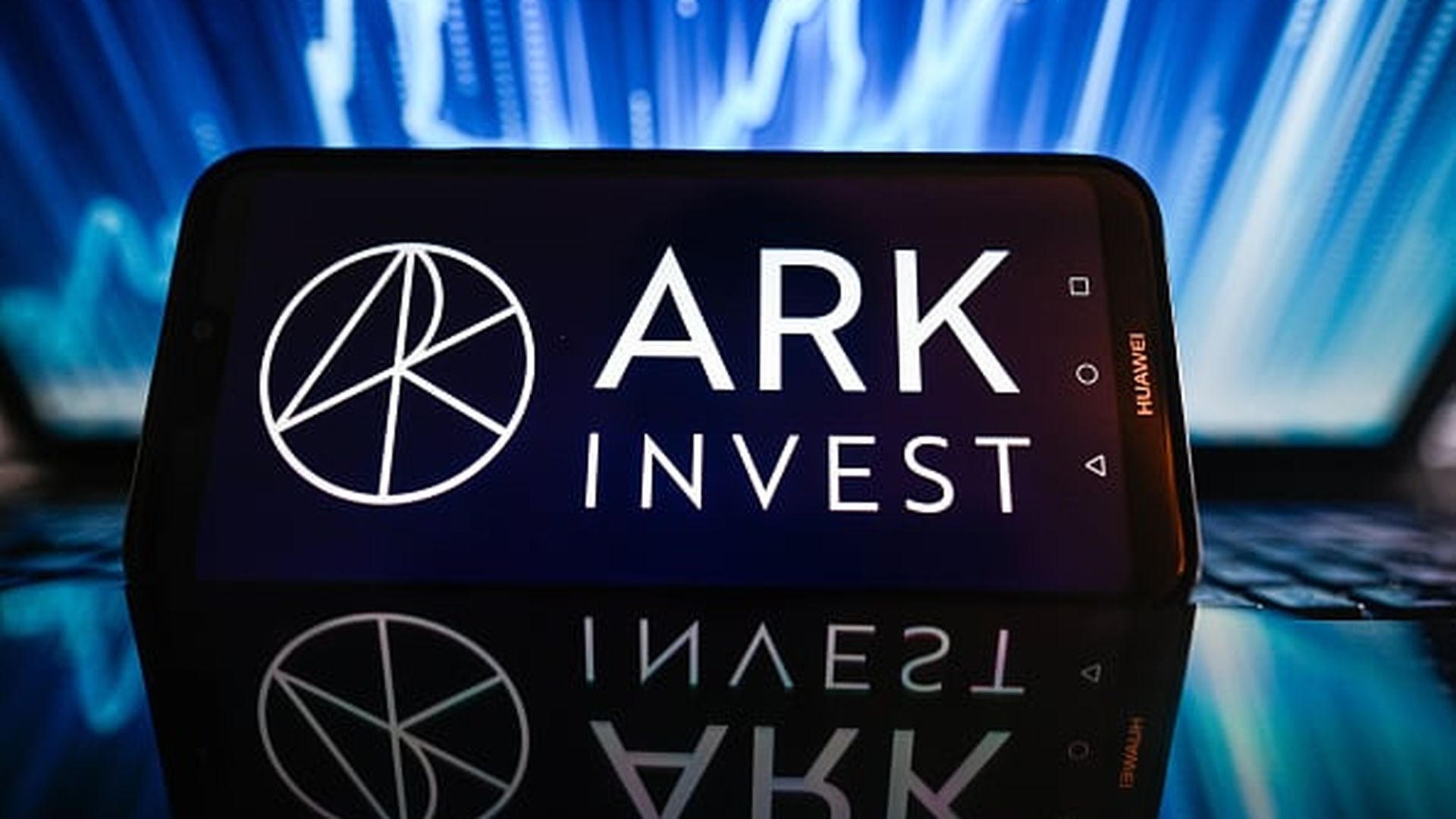 SpaceX diventa investibile via ETF: tre prodotti UCITS di ARK Invest la ...