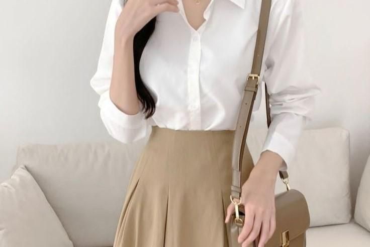 Ini 12 Inspirasi Warna Baju yang Cocok dengan Rok Coklat!