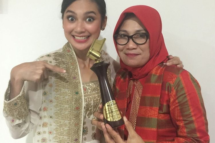 Ibunda Permatasari Nafi Rasa Iri pada Kebahagiaan Putrinya