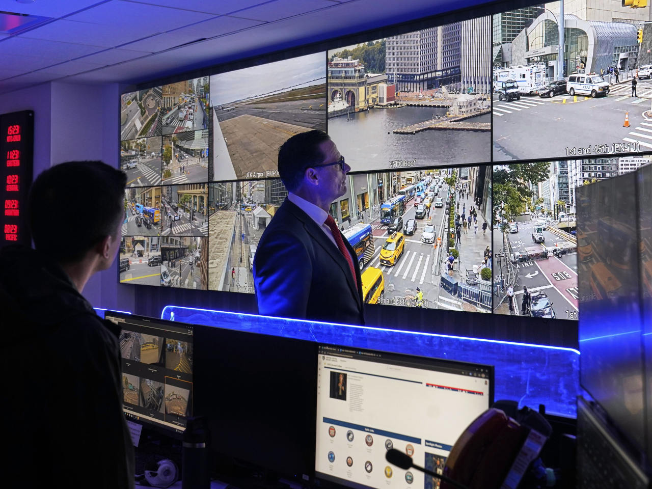 Secret Service Thwarts Telecom Threat in NYC Area Ahead of U.N. General ...
