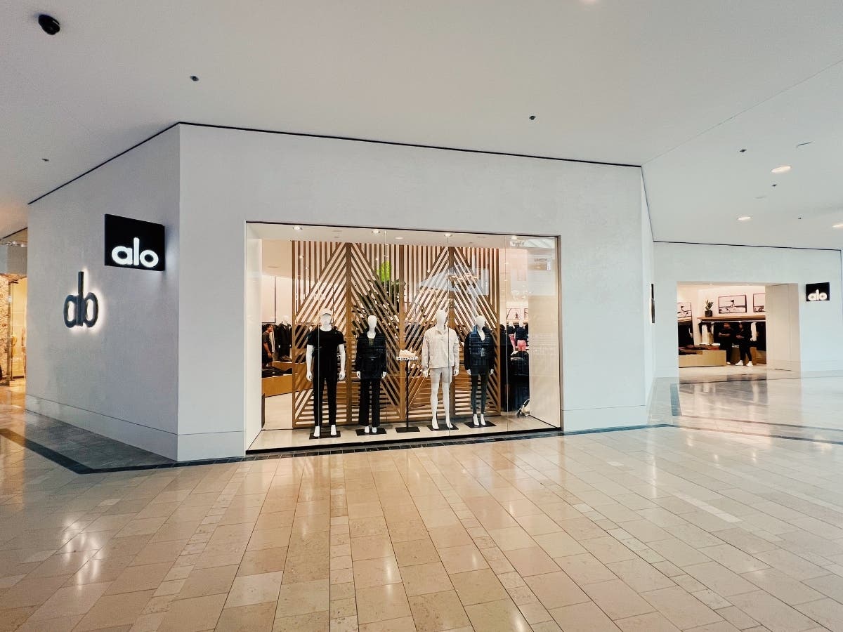 Luxury Activewear Store Opens At Bridgewater Commons