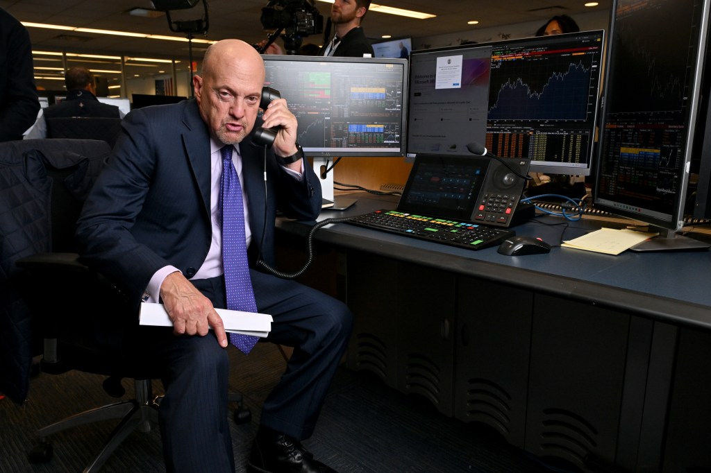 CNBC’s Jim Cramer pulled out his catheter in shock after GameStop rally