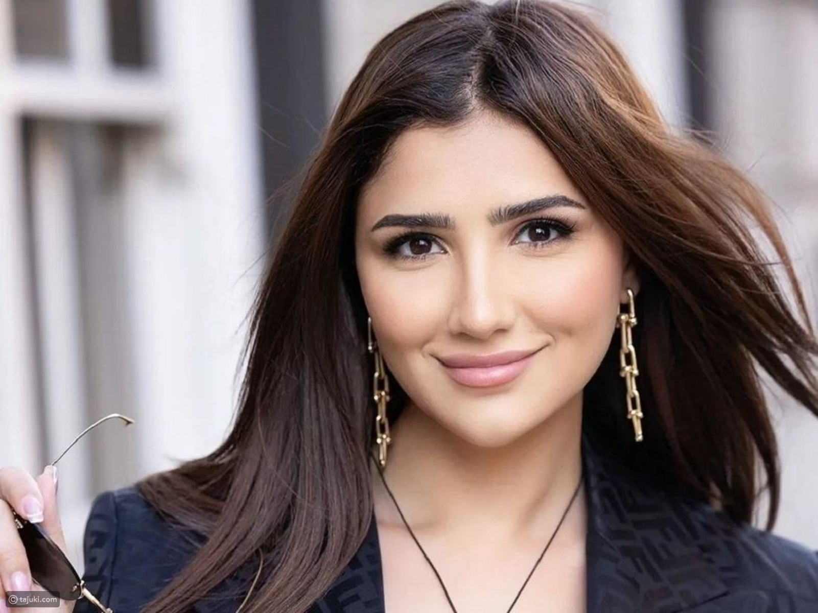 مي عمر، جمال مصري يتألق في قائمة أجمل 100 وجه