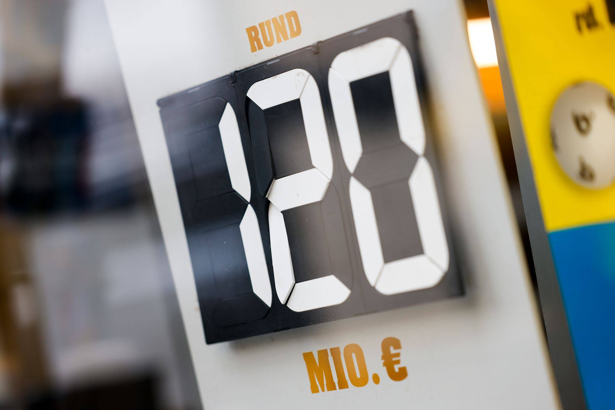 eurojackpot-geknackt-120-millionen-euro-gehen-nach-deutschland