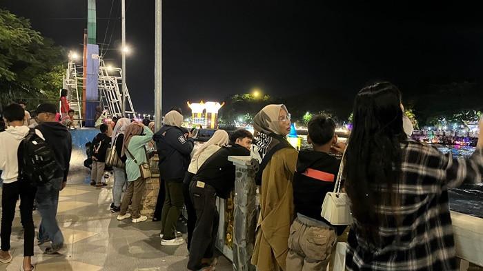Keramaian Festival Jukung Tanglong di Sungai Martapura, Siring 0 Km Banjarmasin