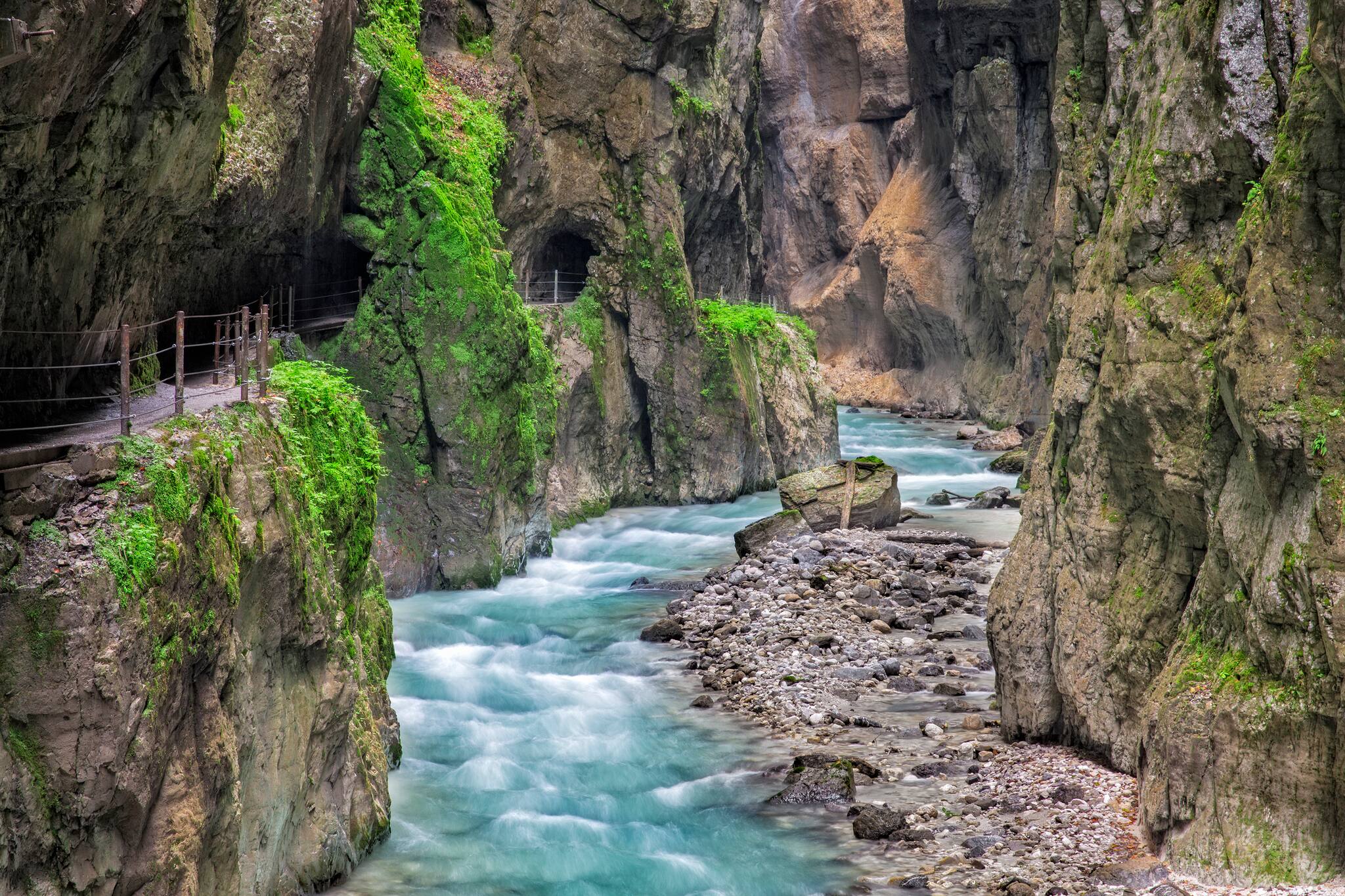Partnachklamm in Bayern: Ein Naturspektakel zu jeder Jahreszeit