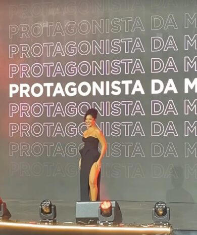 Bella Campos participa de evento de beleza (Reprodução/Instagram)