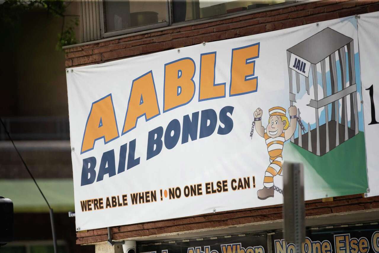 AABLE Bail Bonds employee admits role in Harris County scheme to free ...