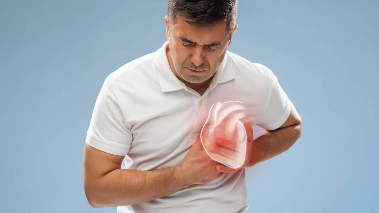 First Aid Tips: Here’s How You Must Respond To A Heart Attack