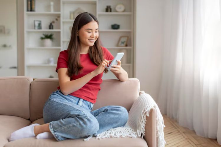 Rahasia 5 cara gunakan WhatsApp tanpa tampil online