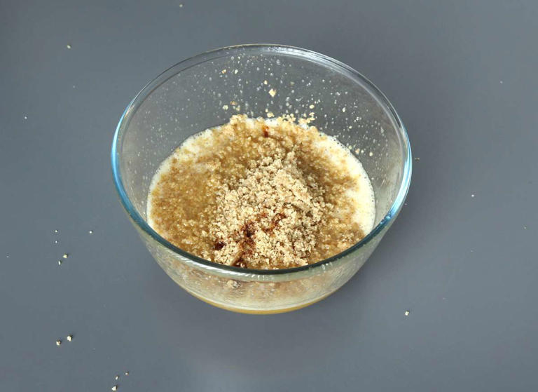 Passo 3 - Bolo de nozes superfácil feito com apenas 4 ingredientes