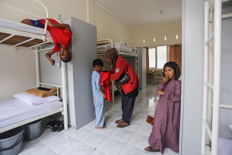 Dinsos Jateng: 1.500 Anak Belajar di Sekolah Rakyat, Hemat Ratusan Ribu Per Hari