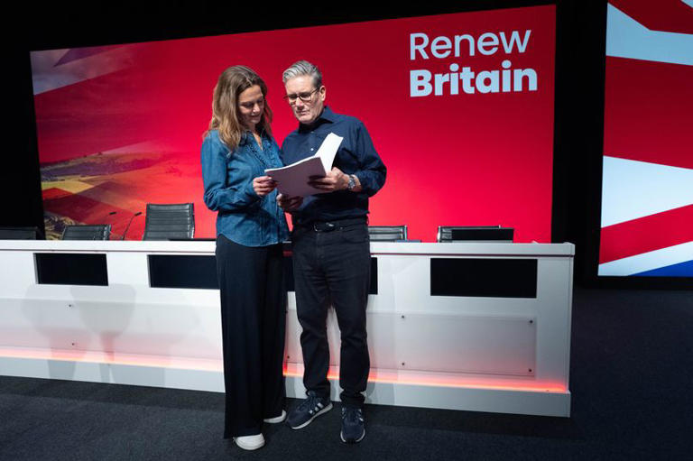 keir-starmer-met-wife-victoria-in-very-awkward-first-encounter-but-now