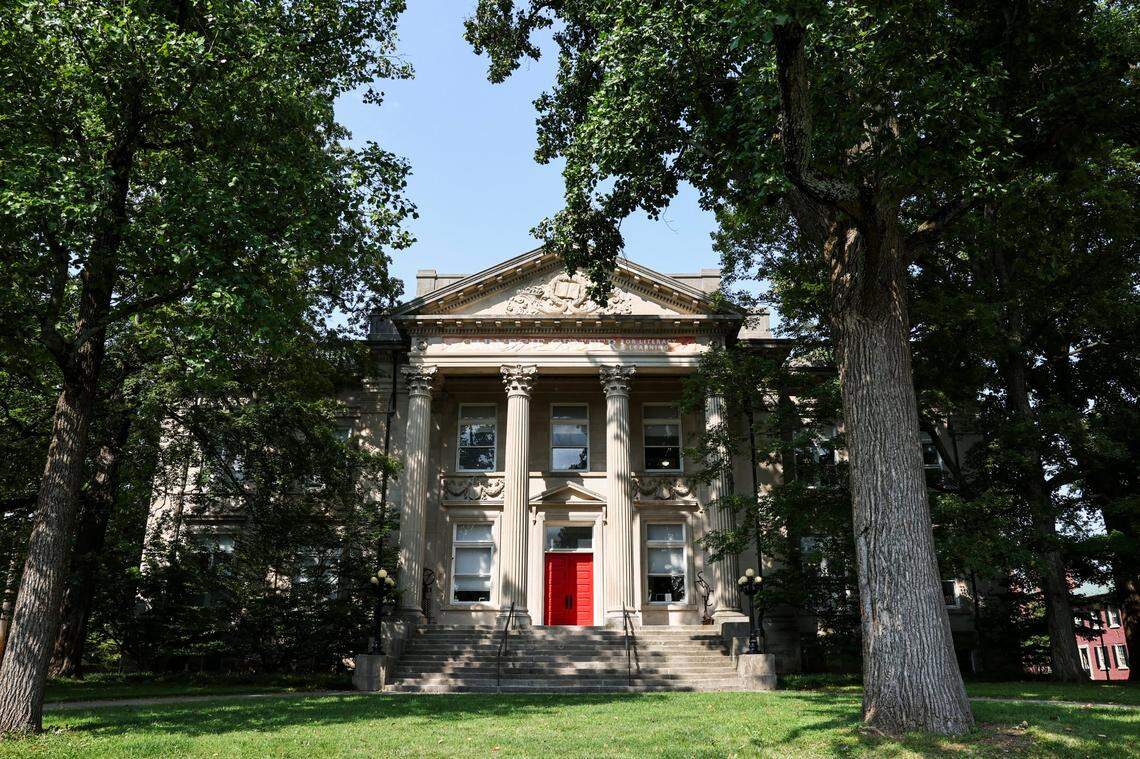 Looking to get spooked? These are Lexington's most haunted locations