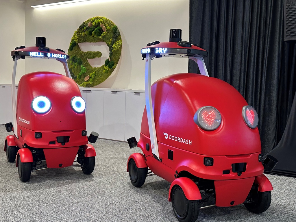 DoorDash is expanding into restaurant reservations and robot deliveries