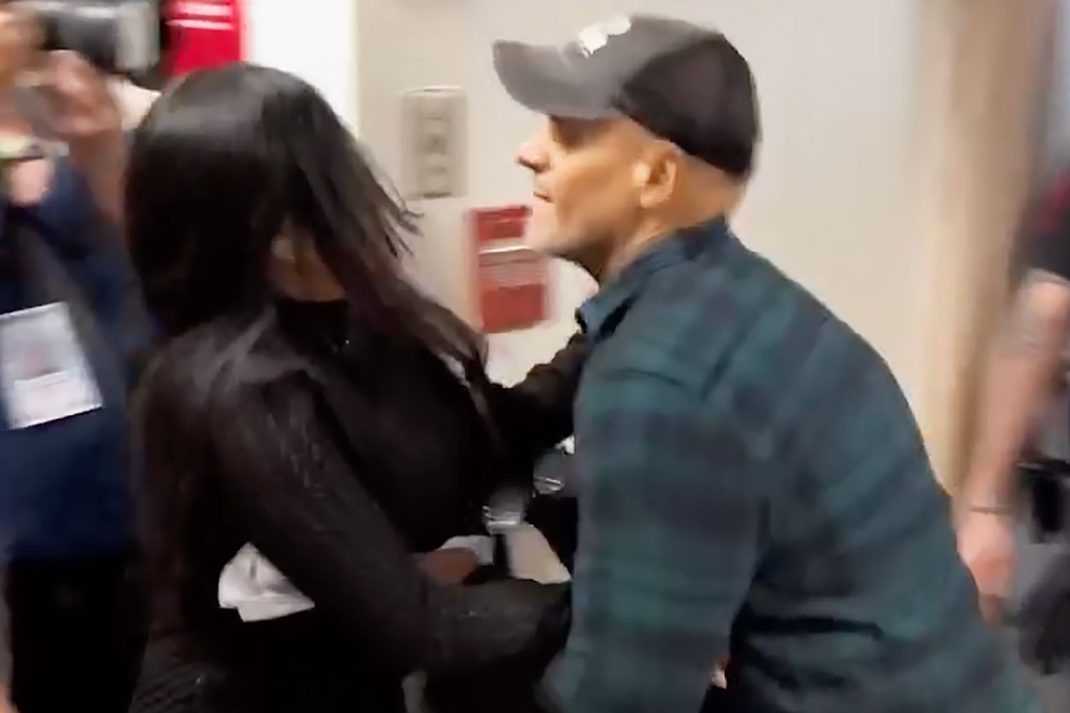 ICE Agent Seen on Video Shoving Woman to Ground Reinstated After He Was(01)