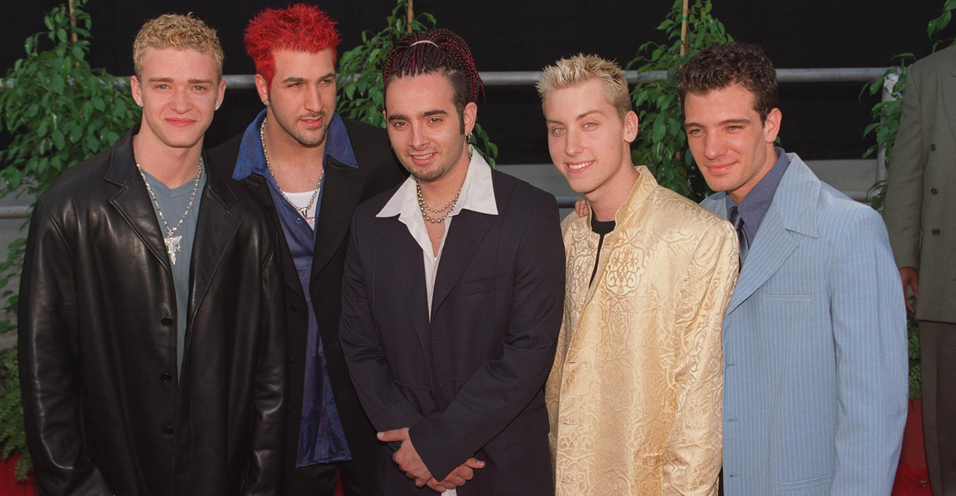 The Worst 90s Hairstyles That Defined the Decade’s Bold Looks