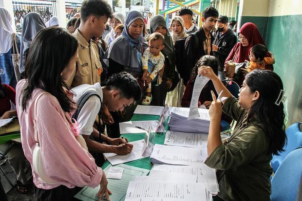 Komisi X DPR Sebut SPMB Lebih Baik, Kemdikdasmen Harus Awasi Kecurangan
