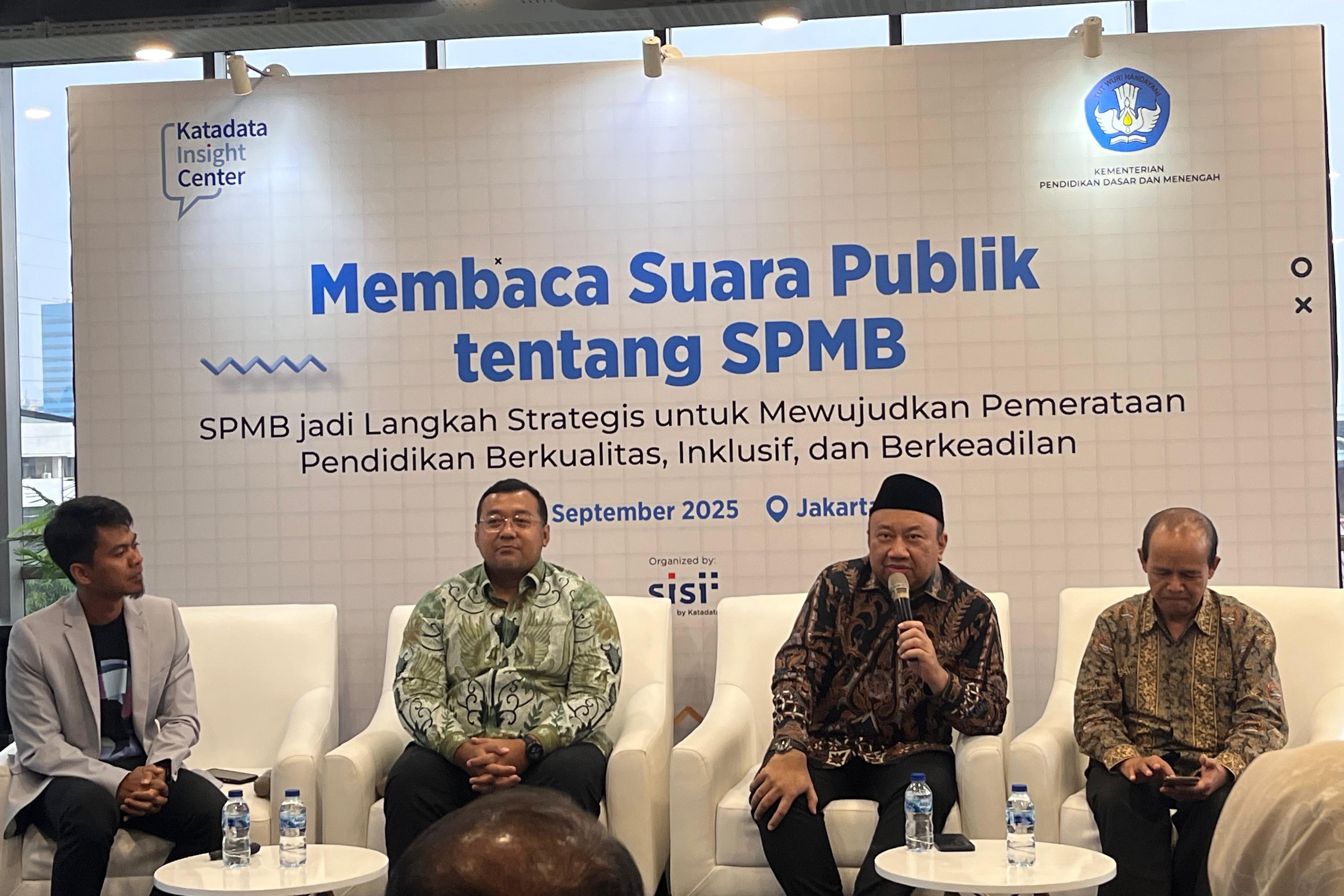 Survei KIC: Mayoritas Orang Tua Sebut SPMB Tingkatkan Akses Pendidikan