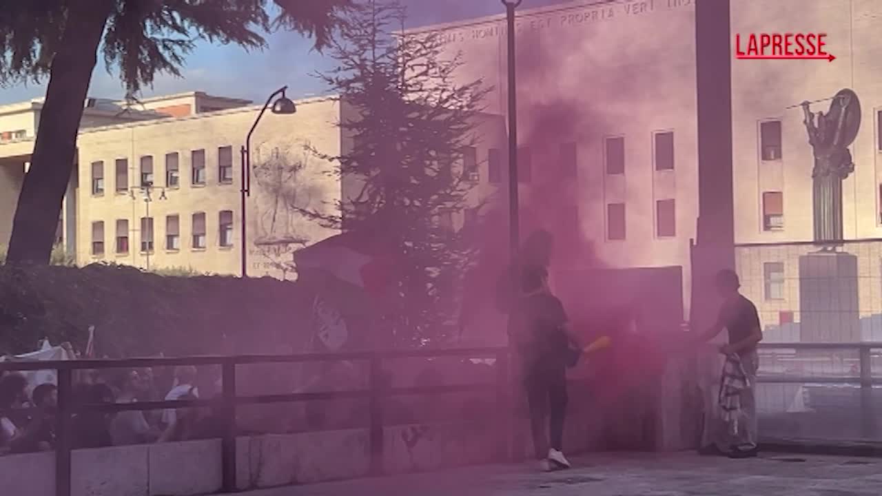 Bandiera Palestinese Issata Sulla Cupola Del Duomo Di Pavia - Foto 2