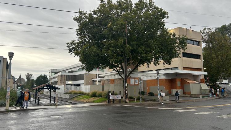 Federal officers have arrested just 5 people at Portland ICE building ...