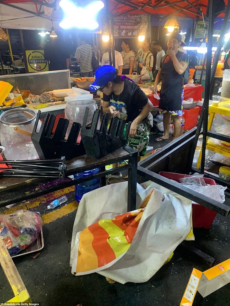 6.7-magnitude earthquake strikes central Philippines