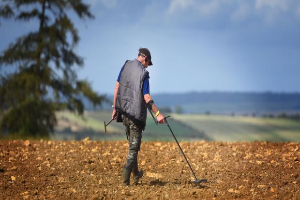 Archaeological finds from Oxfordshire confirmed as treasure by court