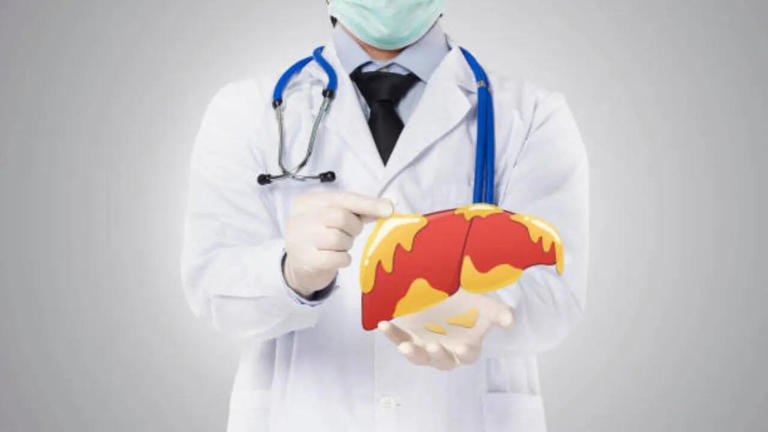 Liver Health Alert: 3 Hand Symptoms You Should Not Overlook
