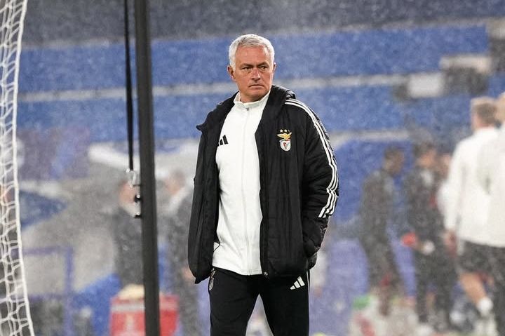 Presiden Madrid Beri Pesan untuk Mourinho