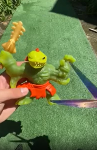 Flood Frenzy Toys Exploding Everywhere