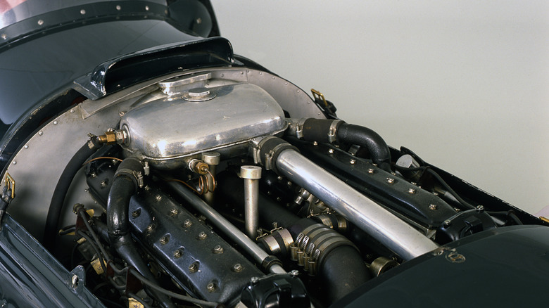 12 Of The Most Complicated Engines Ever Made