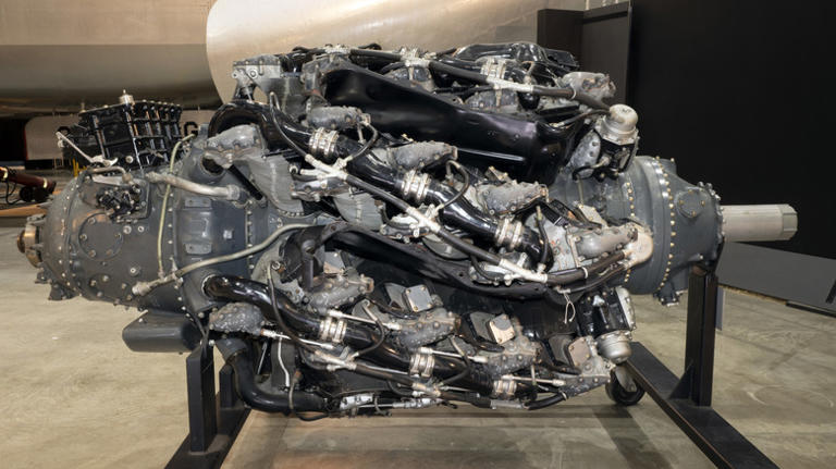 12 Of The Most Complicated Engines Ever Made
