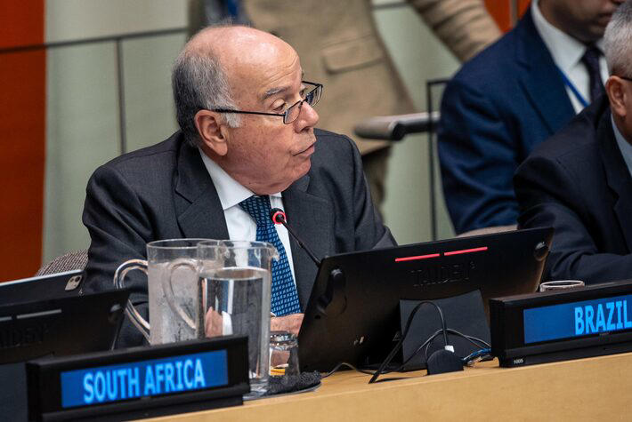 O ministro Mauro Vieira durante reunião do G-20 neste ano Foto: Angelina Katsanis/ AP