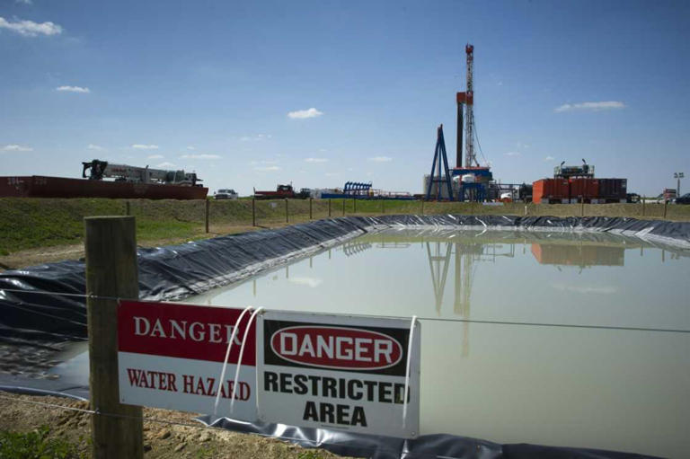 UK's Labour govt plans permanent fracking ban