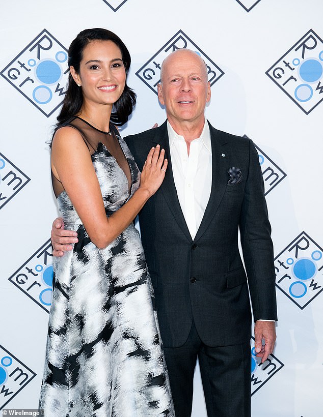 AA1NGD28 "Beban besar" yang tidak terduga yang diemban Emma Heming Willis dalam merawat Bruce Willis