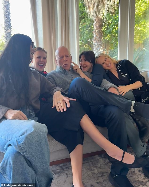 AA1NGKk5 "Beban besar" yang tidak terduga yang diemban Emma Heming Willis dalam merawat Bruce Willis