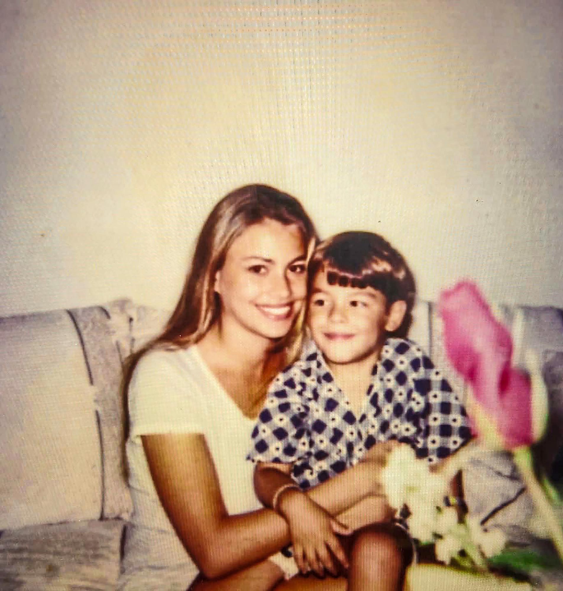 How Sofia Vergara 'Survived' Life as a Young Single Mom to Son Manolo