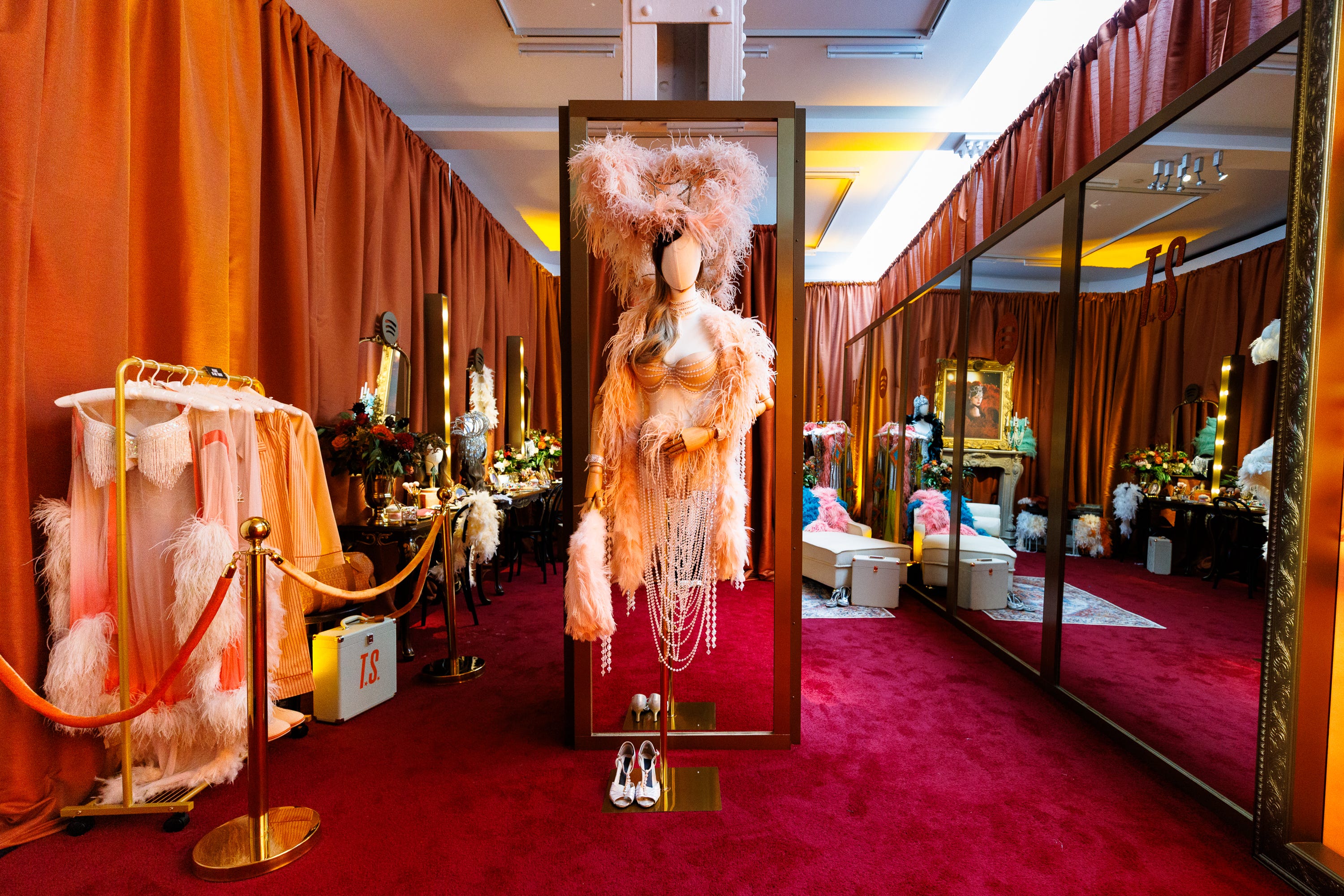 See inside 'The Life of a Showgirl' fan experience for Taylor