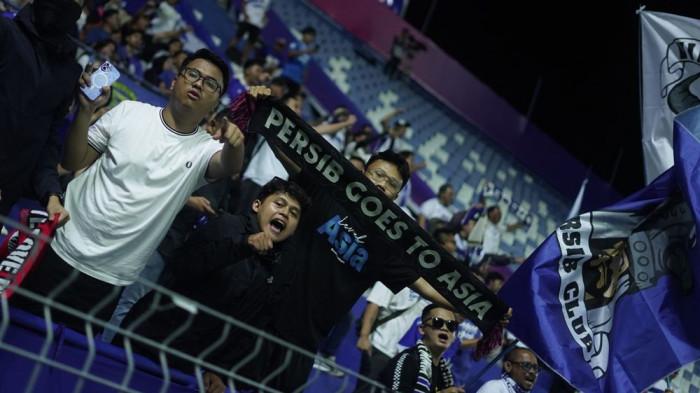 Ketika Bobotoh Fokus Dukung Persib di Asia: Tagih Tutorial ke Persebaya, Beri Semangat Persija