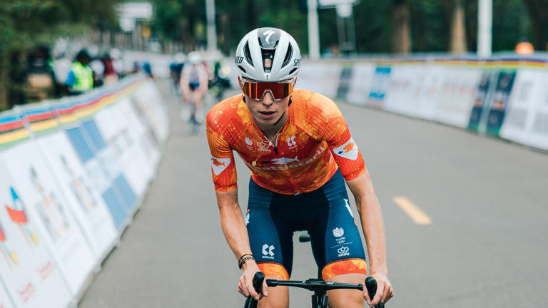 MLB: Is the Legendary Bruce Bochy Making a Comeback to His Beloved Giants?