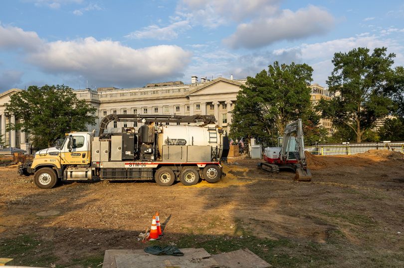 Trump continuing construction of massive White House ballroom despite ...