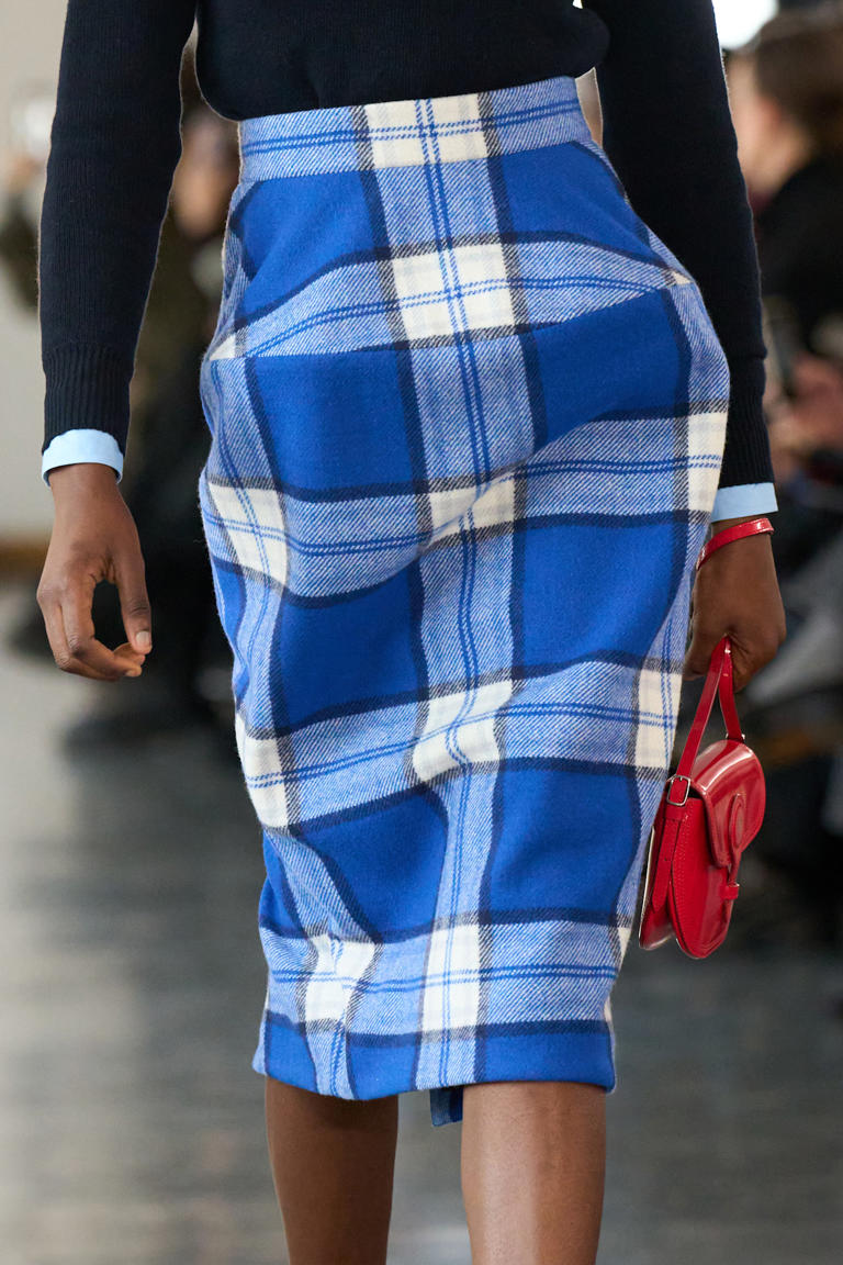 Prediction This '90s Skirt Trend Will Suddenly Be Everywhere Again