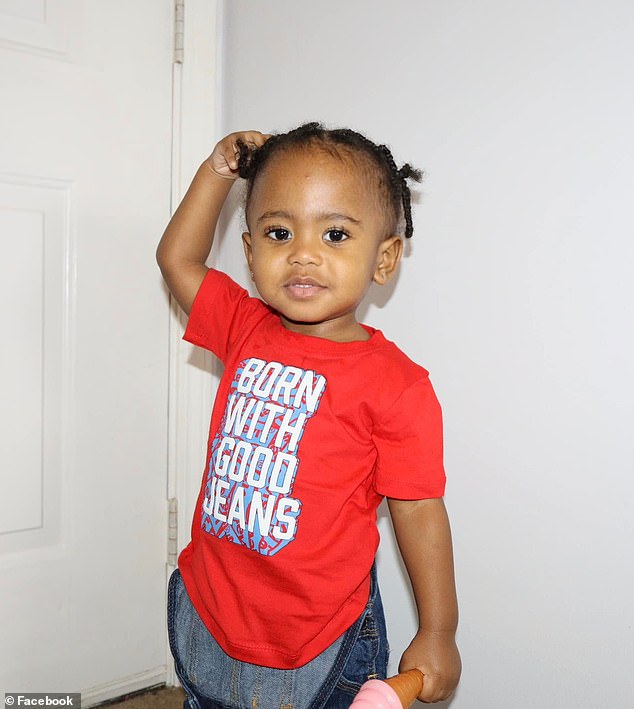 AA1NJUzF Tragedi setelah seorang anak laki-laki berusia dua tahun dibawa ke dokter gigi untuk menambal giginya