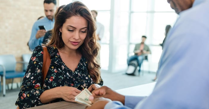 Here's What Happens When You Withdraw $10,000 From Your Bank Account