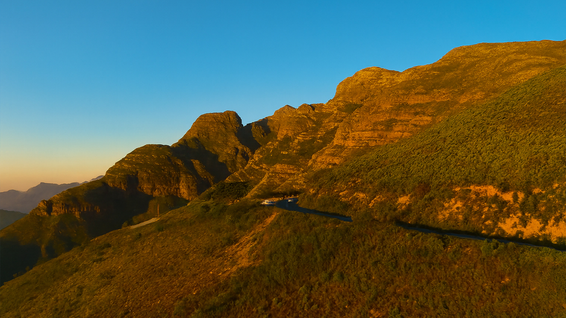 golden-mountain-landscape-in-4k-uhd