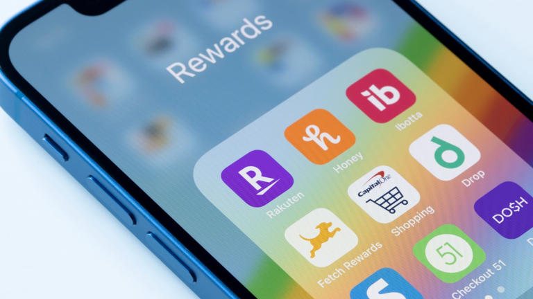 11 mistakes people make with rewards programs that cost them free money