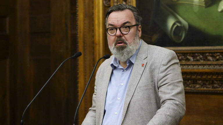 L. Simon László szerint Demeter Szilárd nem a Nemzeti Múzeumra gondolt ...