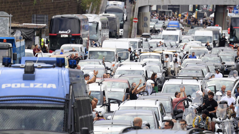 Il Garante: "Illegittimo" lo sciopero generale di domani. Viola l'obbligo del preavviso